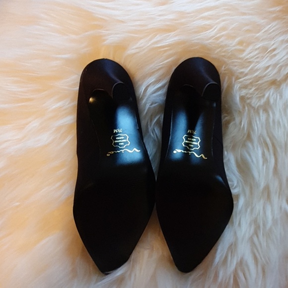 Nina shoes - Picture 2 of 3